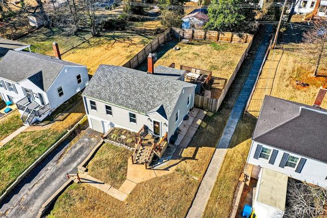 1923 Clare Court, St Louis, MO 63114