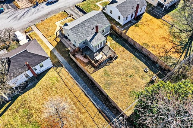 1923 Clare Court, St Louis, MO 63114