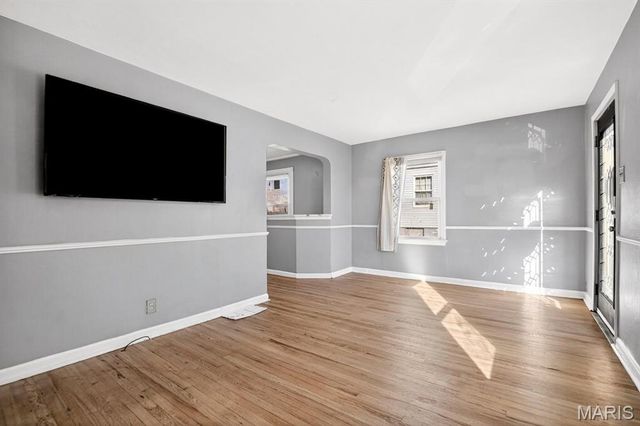 1923 Clare Court, St Louis, MO 63114