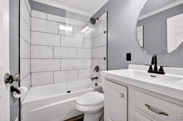 1923 Clare Court, St Louis, MO 63114