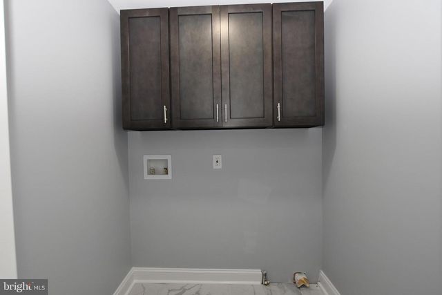 260 S BROAD ST, Penns Grove, NJ 08069