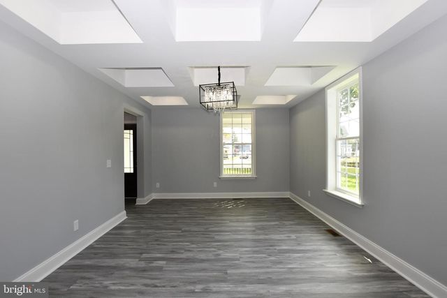 260 S BROAD ST, Penns Grove, NJ 08069