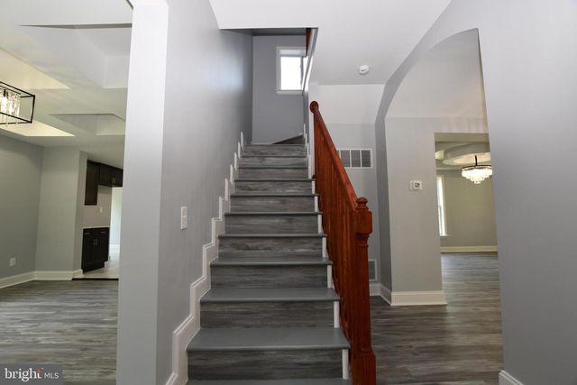 260 S BROAD ST, Penns Grove, NJ 08069