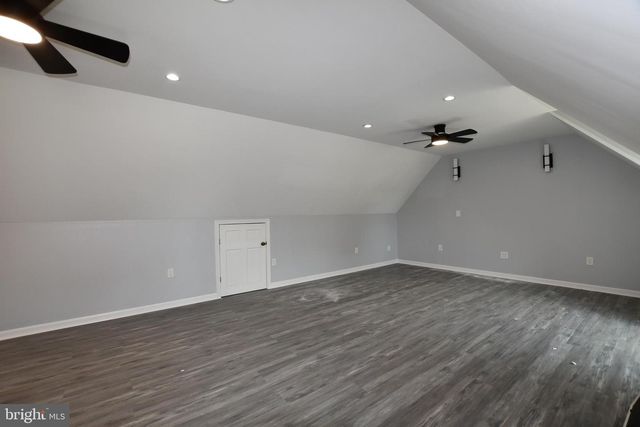 260 S BROAD ST, Penns Grove, NJ 08069