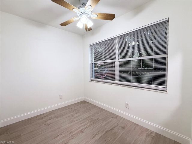 125 WADING BIRD CIR 106, Naples, FL 34110
