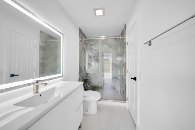 7301 NW 13th Court, Plantation, FL 33313