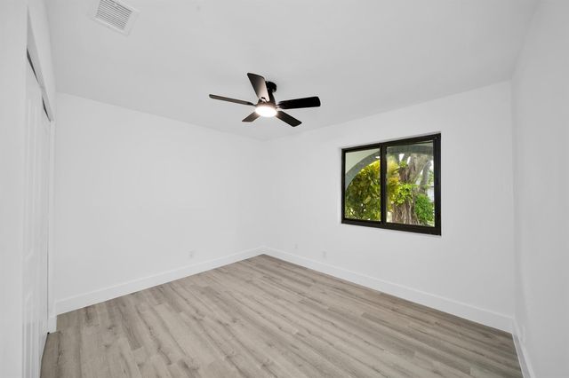 7301 NW 13th Court, Plantation, FL 33313