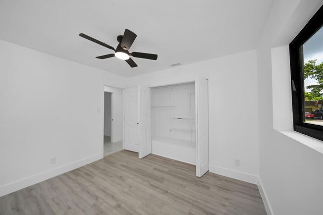 7301 NW 13th Court, Plantation, FL 33313