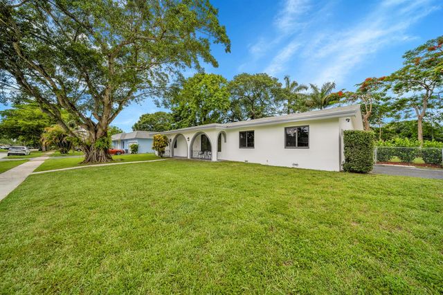 7301 NW 13th Court, Plantation, FL 33313
