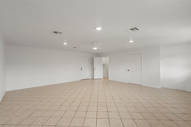 608 S Colorado Street, Whitney, TX 76692