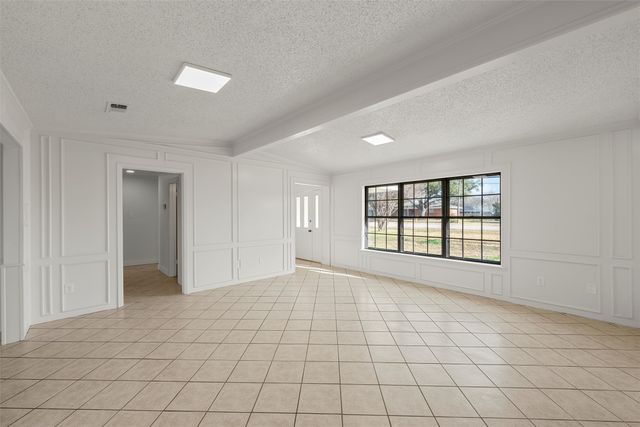 608 S Colorado Street, Whitney, TX 76692