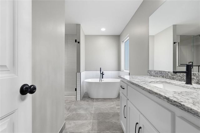 15600 Kay Avenue, Belton, MO 64012