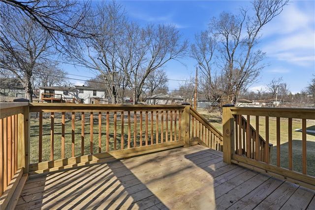 15600 Kay Avenue, Belton, MO 64012