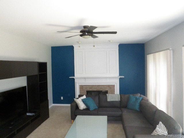 3743 Rolling Hills Road, Lake Orion, MI 48359