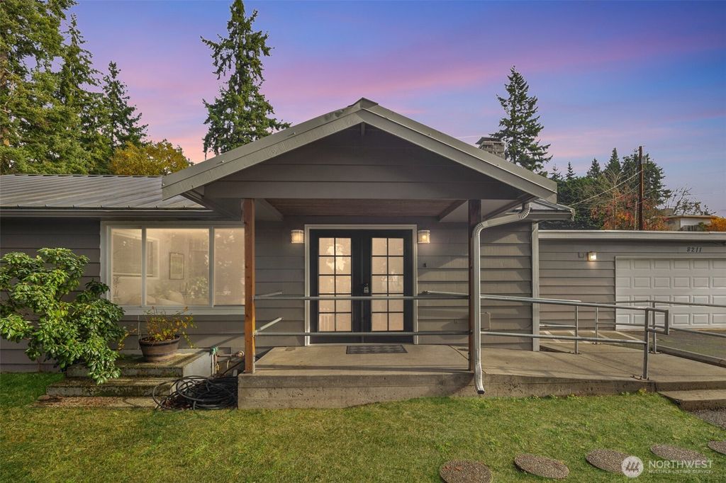 8211 Mukilteo Speedway, Mukilteo, WA 98275