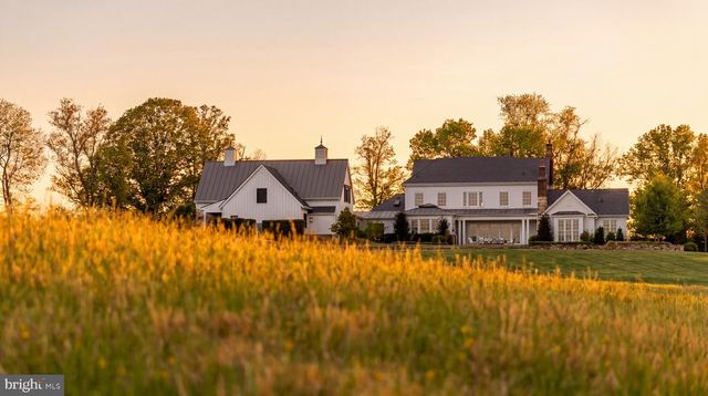 7316 OLD CARTERS MILL RD, The Plains, VA 20198