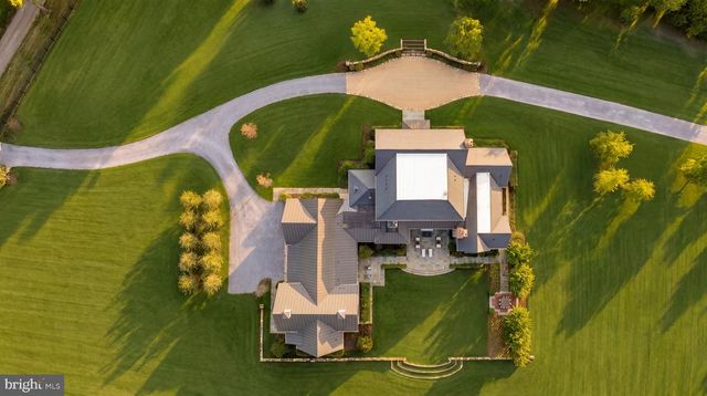 7316 OLD CARTERS MILL RD, The Plains, VA 20198