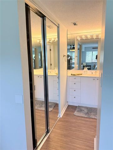 4602 LONGWATER CHASE 76, Sarasota, FL 34235