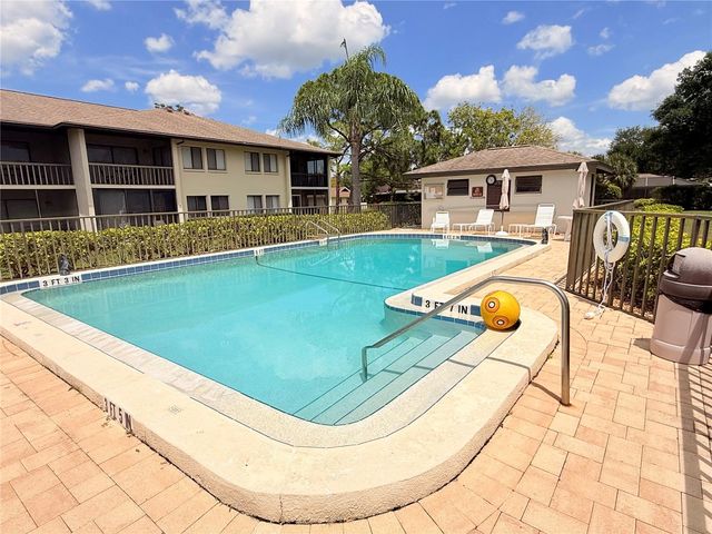 4602 LONGWATER CHASE 76, Sarasota, FL 34235