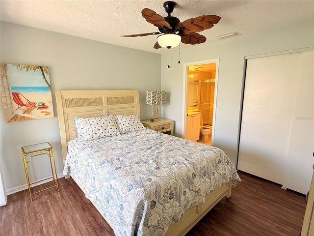 4602 LONGWATER CHASE 76, Sarasota, FL 34235