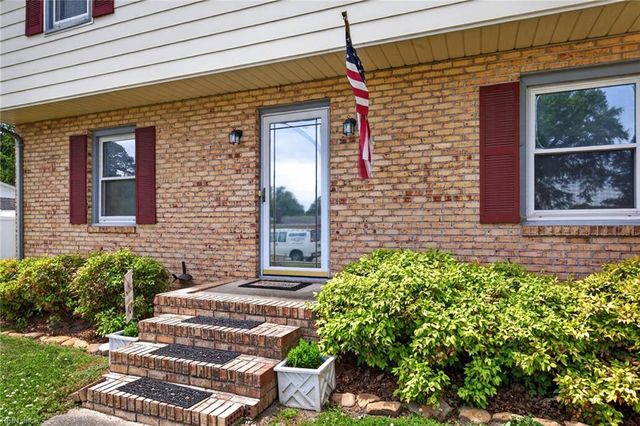 2904 Sir Walter CRES, Chesapeake, VA 23321