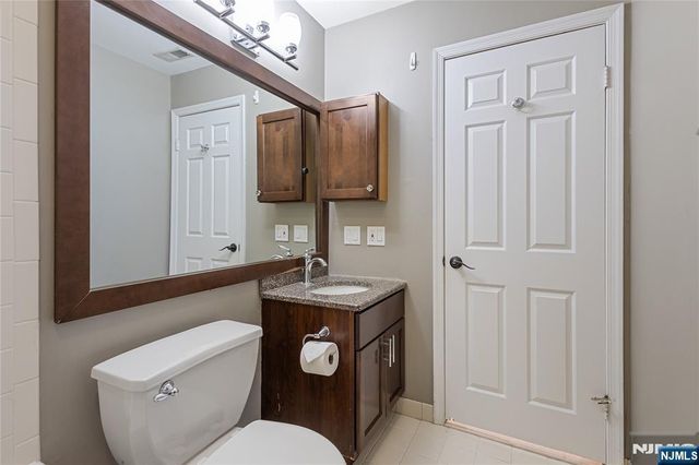 43 Eagles Notch Drive, Englewood, NJ 07631