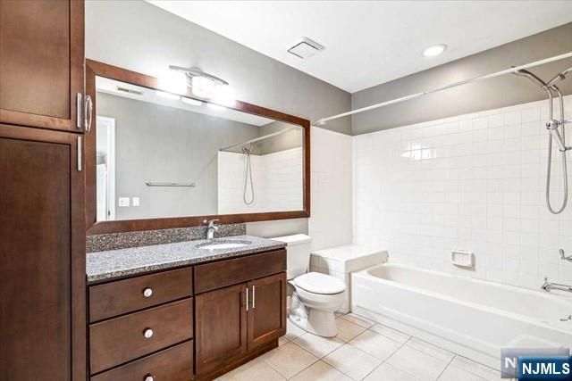 43 Eagles Notch Drive, Englewood, NJ 07631