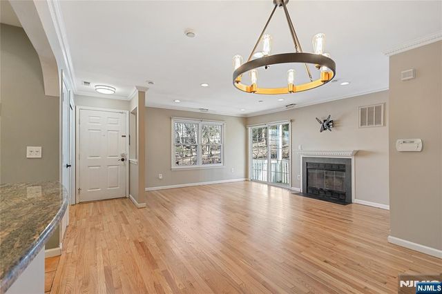 43 Eagles Notch Drive, Englewood, NJ 07631