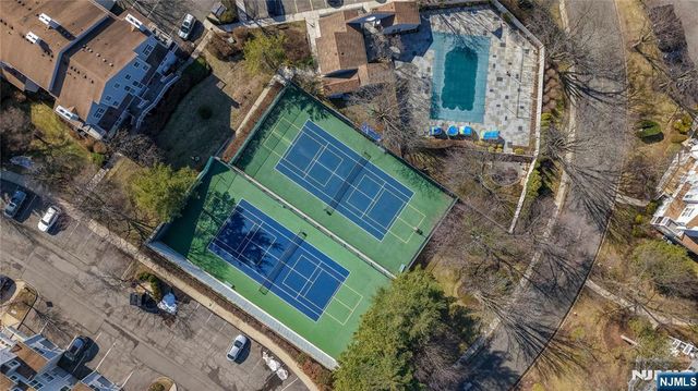 43 Eagles Notch Drive, Englewood, NJ 07631