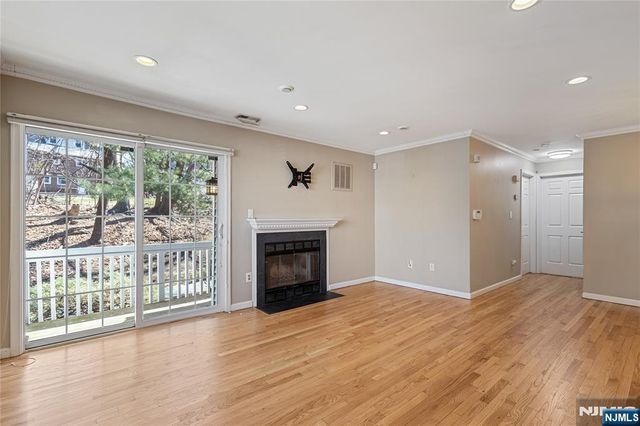43 Eagles Notch Drive, Englewood, NJ 07631