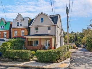 748 Hazelwood Ave, Greenfield, PA 15217