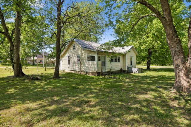 109 Ostella Rd, Cornersville, TN 37047