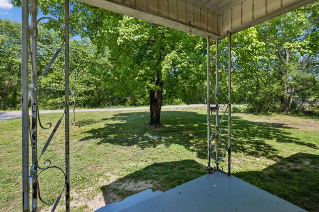 109 Ostella Rd, Cornersville, TN 37047