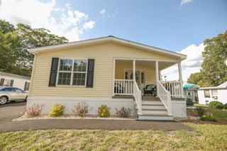 3 B Street, Merrimac, MA 01860