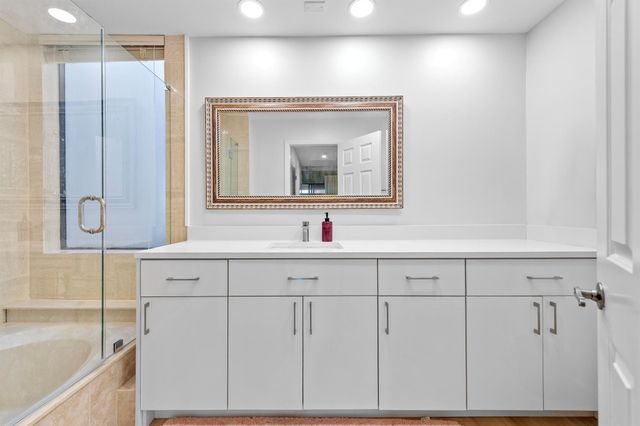 7460 La Paz Boulevard 304, Boca Raton, FL 33433