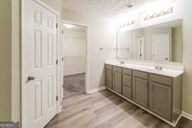 2077 Dartmoth Way, Villa Rica, GA 30180