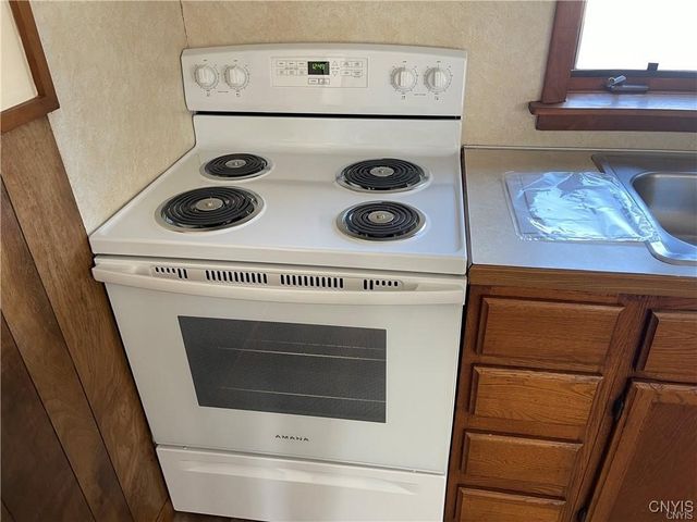 216 Wilson Avenue, Lenox, NY 13032