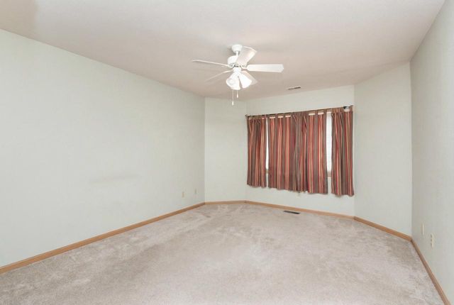 207 Oconomowoc PARKWAY, Oconomowoc, WI 53066