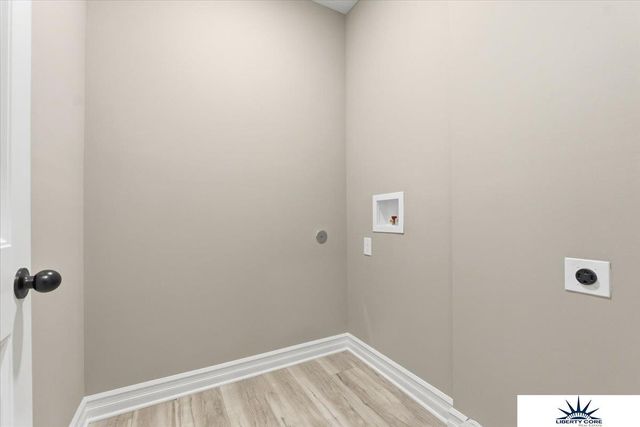 9710 N 167th Avenue Circle, Bennington, NE 68007