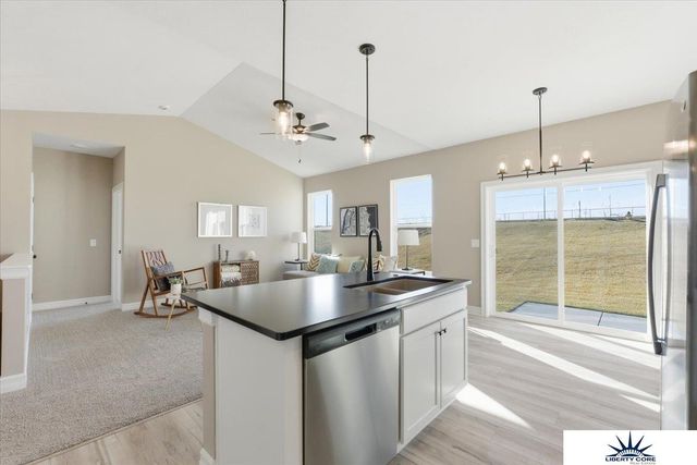 9710 N 167th Avenue Circle, Bennington, NE 68007