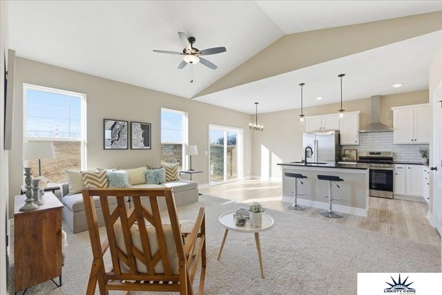 9710 N 167th Avenue Circle, Bennington, NE 68007