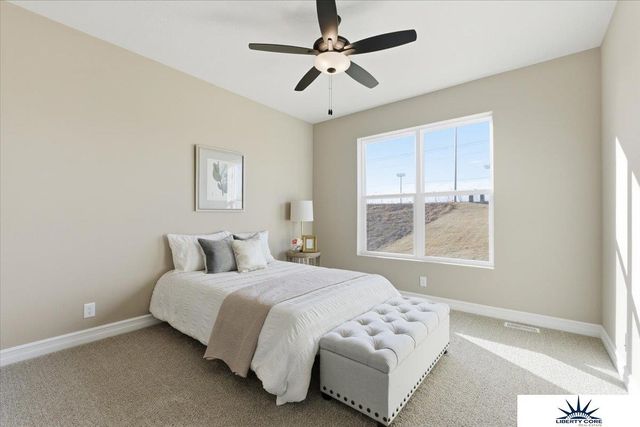 9710 N 167th Avenue Circle, Bennington, NE 68007