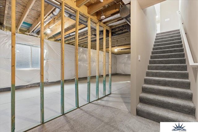 9710 N 167th Avenue Circle, Bennington, NE 68007