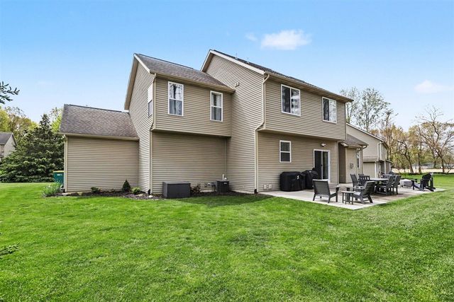 1037 Chaucer Avenue, Portage, MI 49002