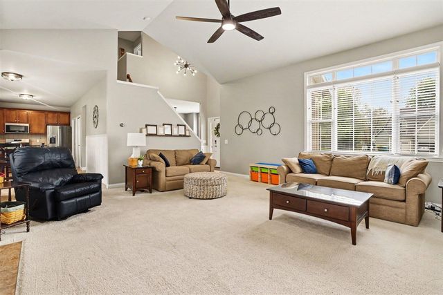 1037 Chaucer Avenue, Portage, MI 49002