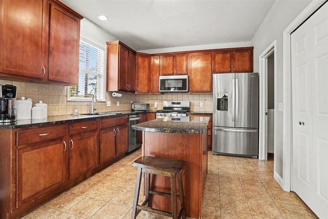 1037 Chaucer Avenue, Portage, MI 49002