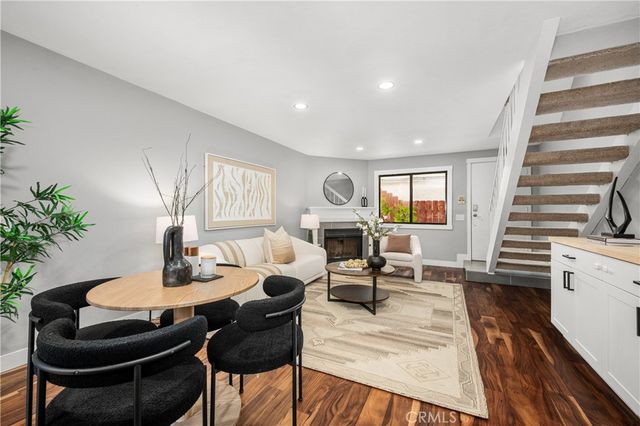 2061 Chatsworth 5, San Diego, CA 92107