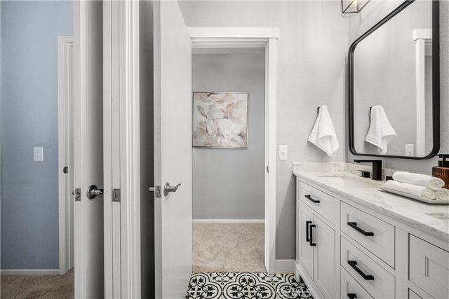 2061 Chatsworth 5, San Diego, CA 92107