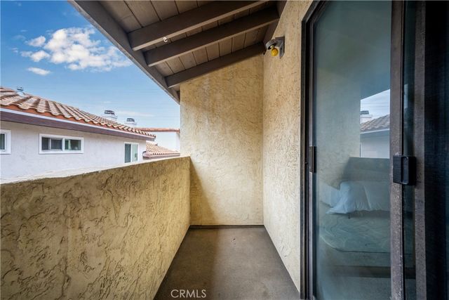 2061 Chatsworth 5, San Diego, CA 92107