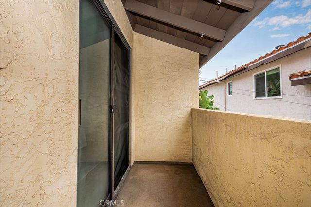 2061 Chatsworth 5, San Diego, CA 92107